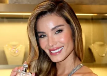 Fiscalía mexicana amenazó a la cadena Telemundo con irrumpir programación en Vivo si no sacaban a la modelo Aleska Génesis
