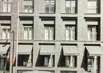 Los Capriles venden un edificio de apartamentos turísticos en Madrid