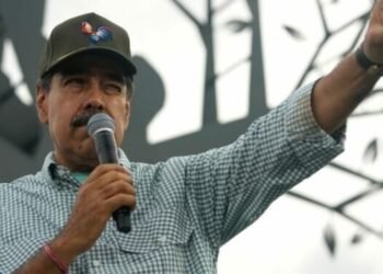Maduro: El primer presidente latinoamericano con precio por su captura | Por: Gustavo Lainette