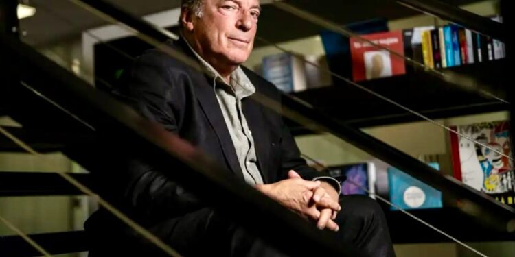 Tim Weiner: «Trump está destruyendo la CIA de manera sistemática»